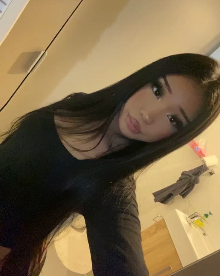 Mia  your girlfriend  thumbnail