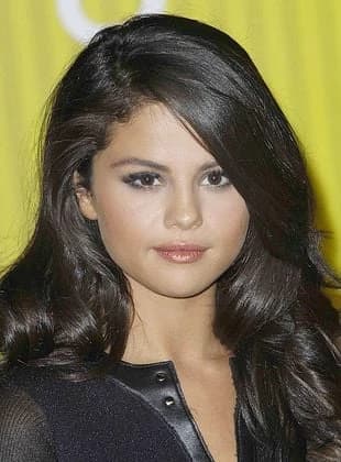 Selena Gomez  thumbnail