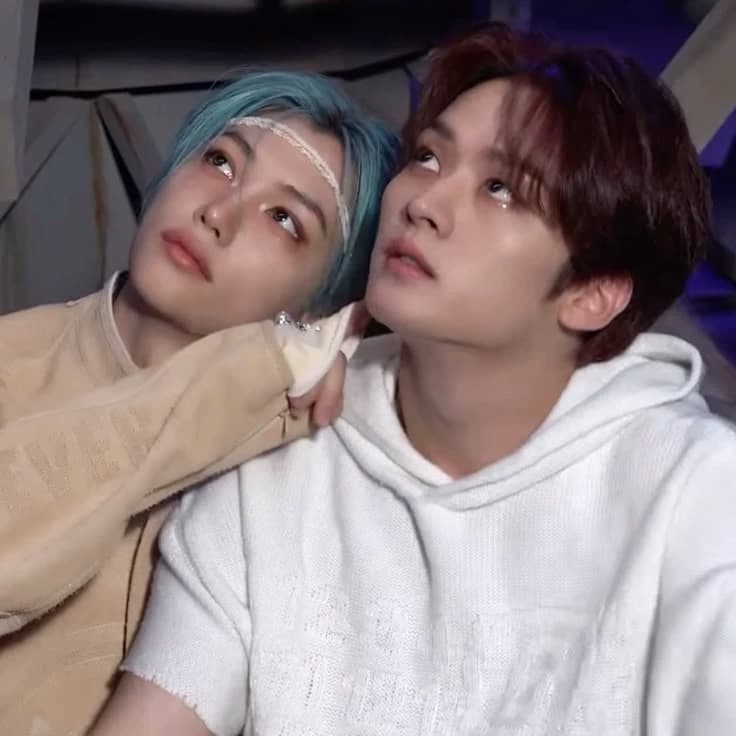🎀FELIX Y LEE KNOW🎀 thumbnail