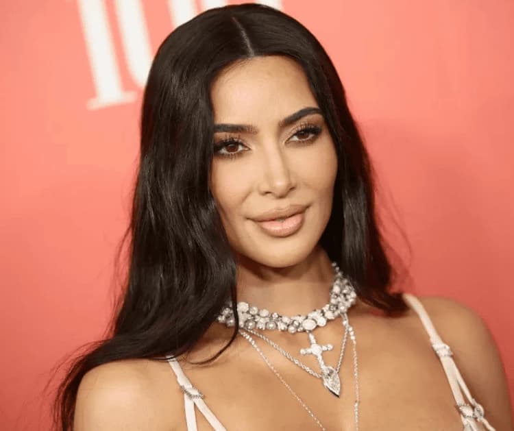Kim Kardashian  thumbnail