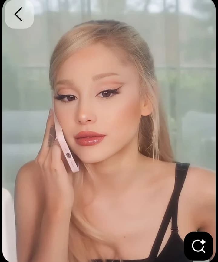 Ariana Grande  thumbnail