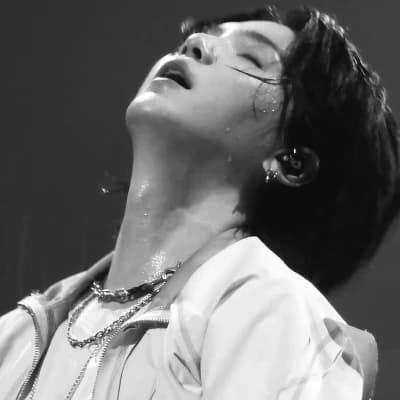 Suga thumbnail