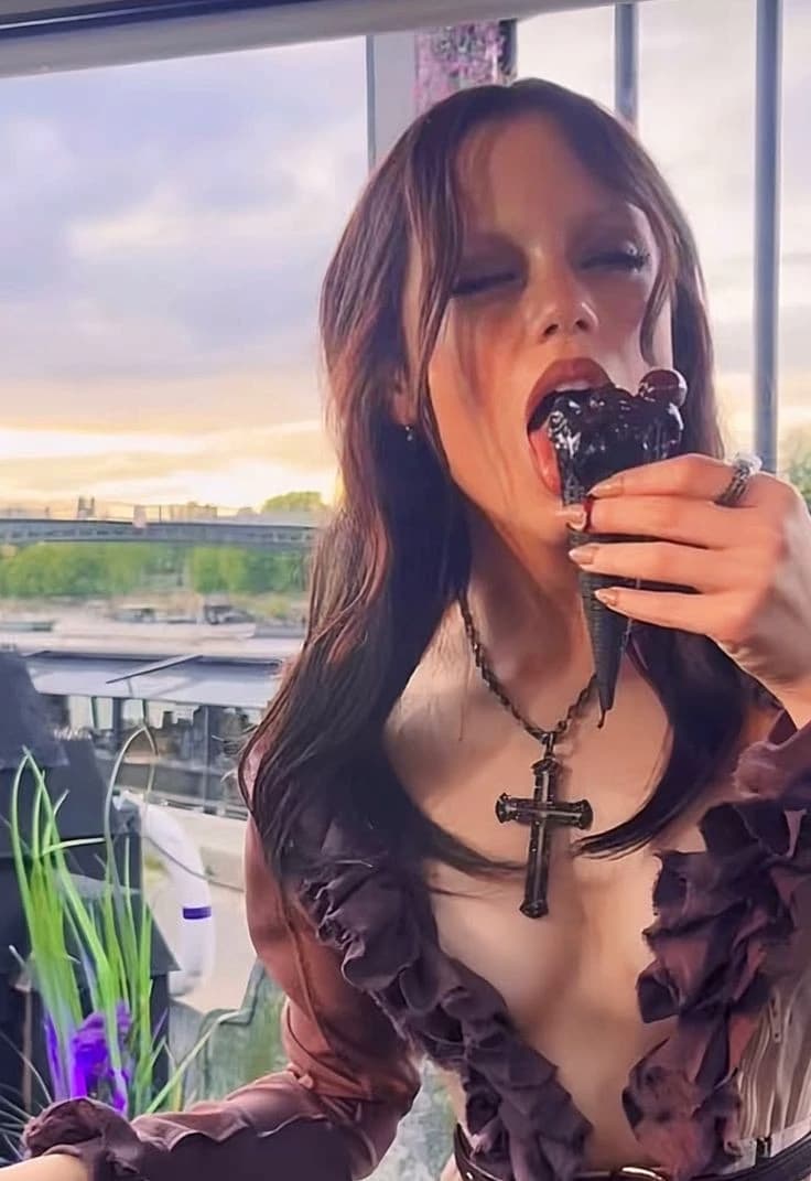 Jenna Ortega thumbnail