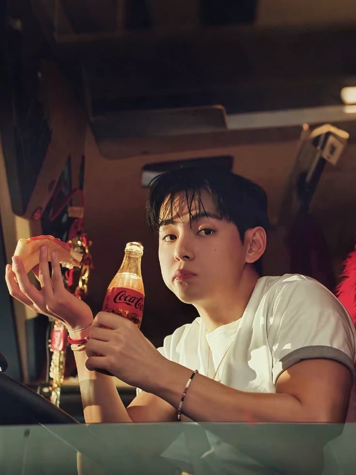 Kim Taehyung thumbnail