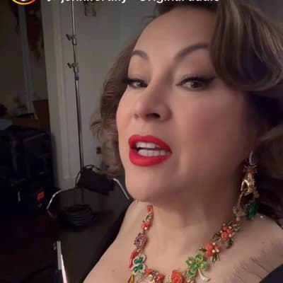 Jennifer Tilly thumbnail