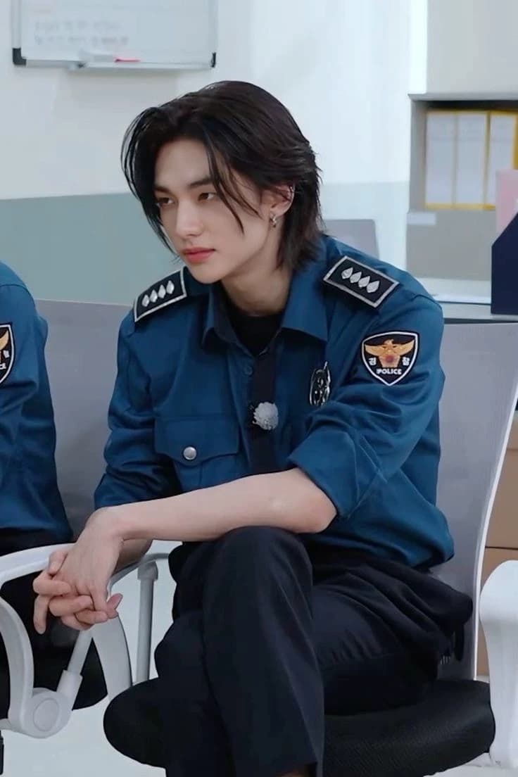 Hyunjin – police – thumbnail