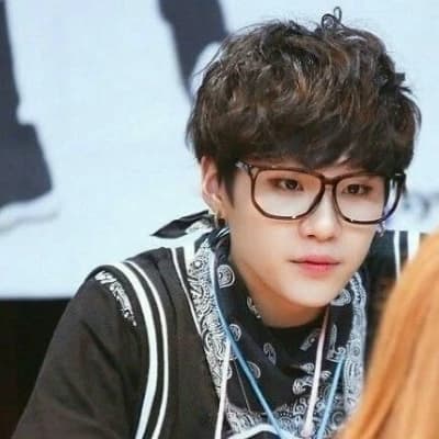 Min Yoongi thumbnail