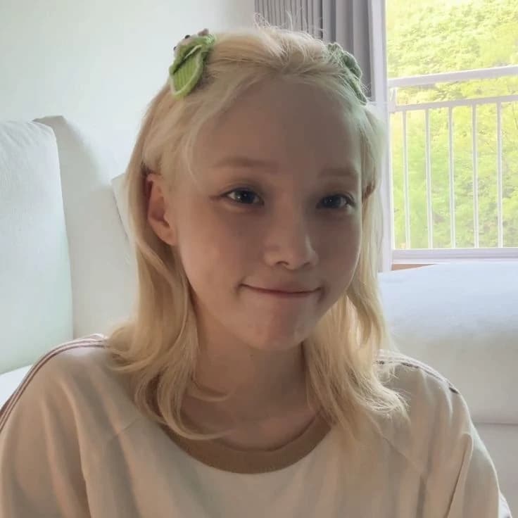 Kim Minjeong thumbnail