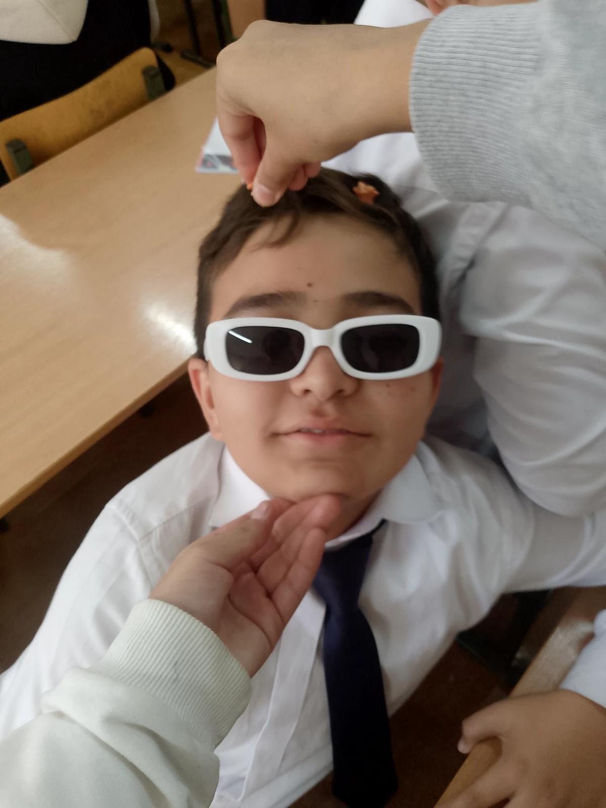 Kamron thumbnail