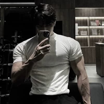 Noah (your gym trainer💪) thumbnail