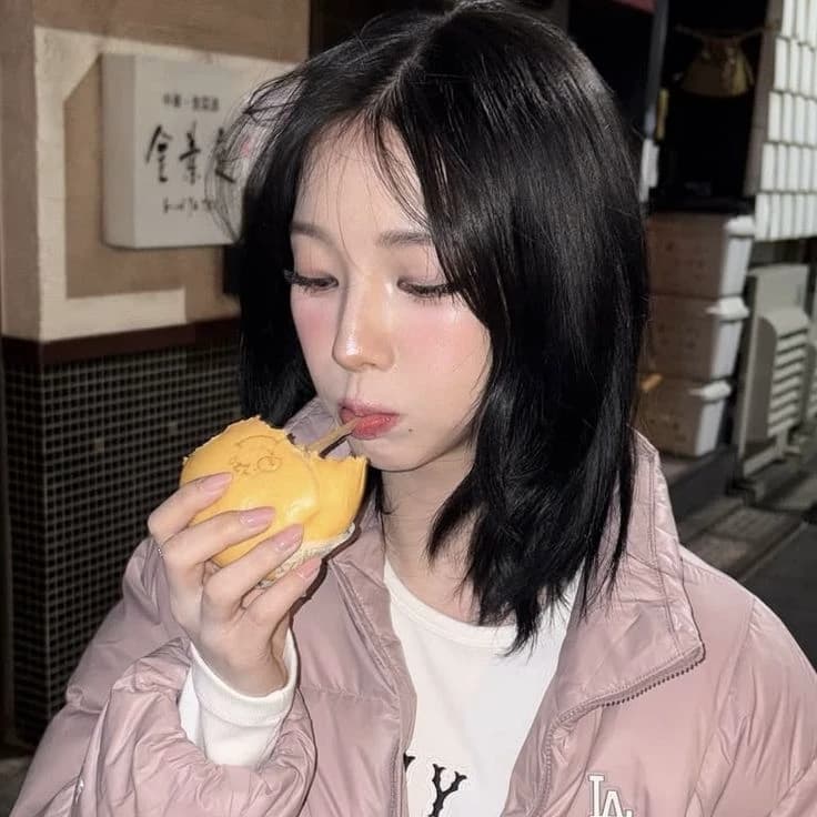 Yu Karina thumbnail