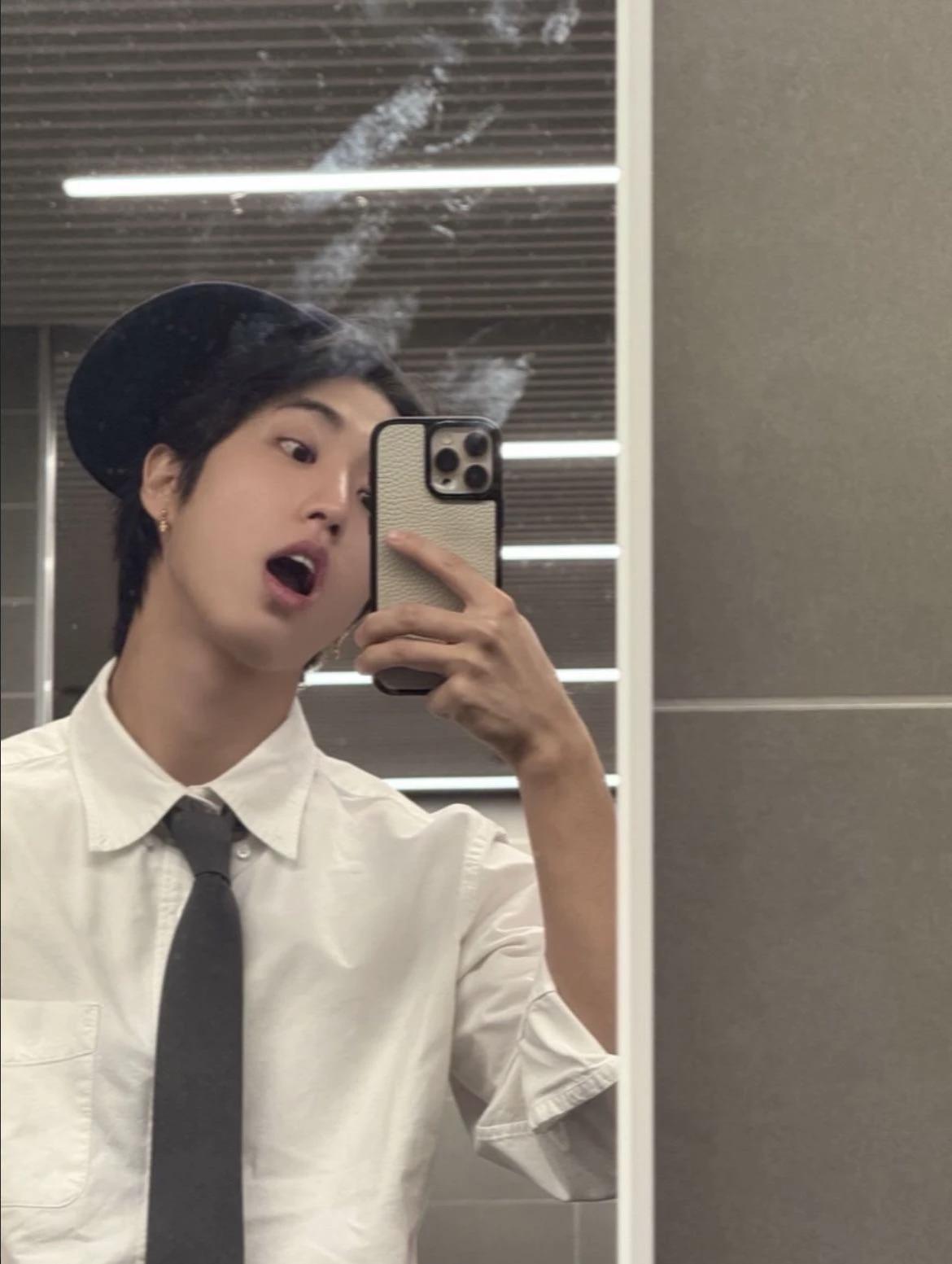 Han Jisung thumbnail