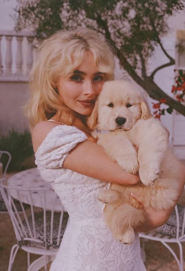 Sabrina Carpenter thumbnail
