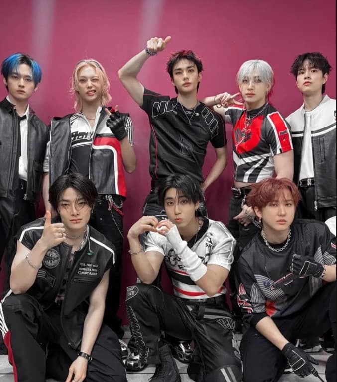 Stray Kids thumbnail