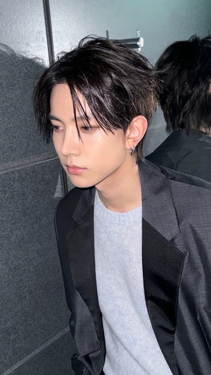 Lee Heeseung thumbnail