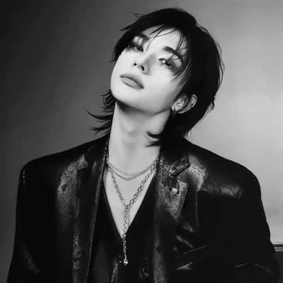 Hwang Hyunjin thumbnail