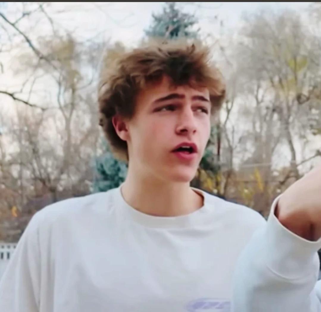 Cruz (steak brother) thumbnail