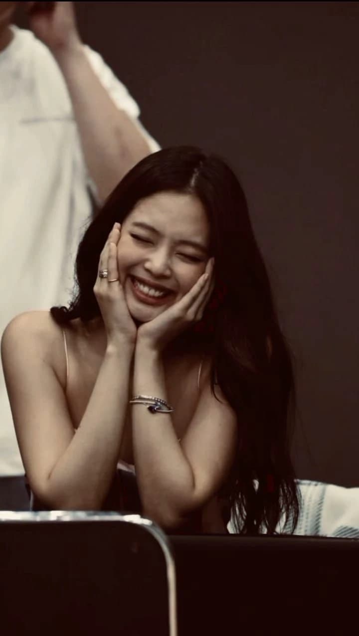 jennie kim thumbnail