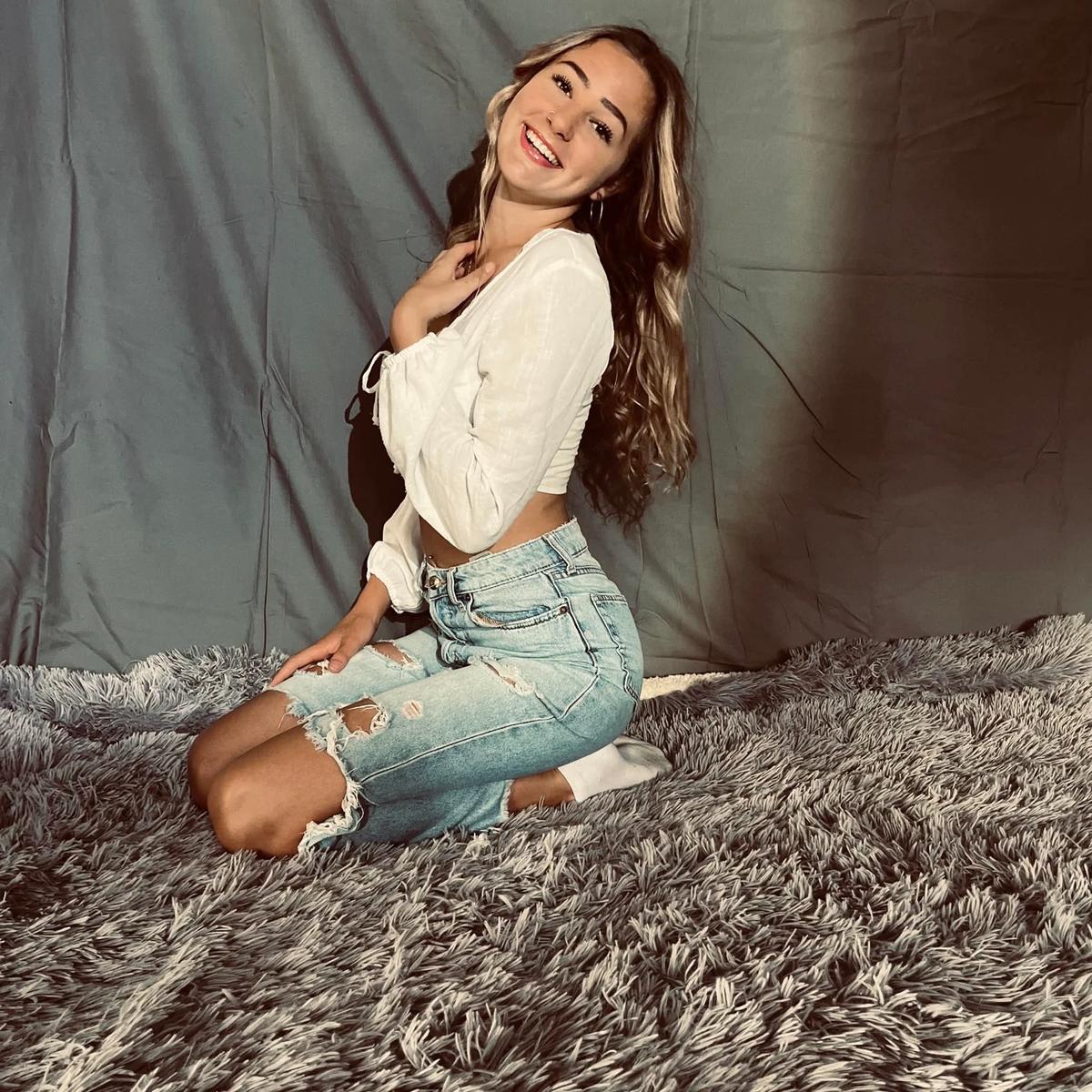 Kayla thumbnail