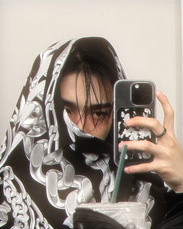 Hyunjin thumbnail