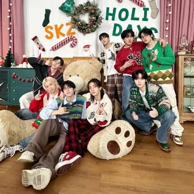 Straykids thumbnail