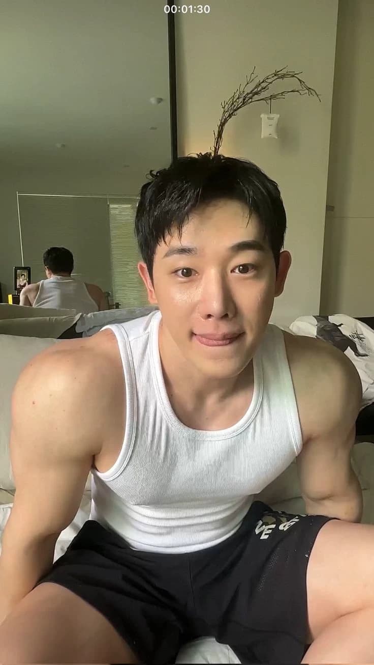 Wonho thumbnail