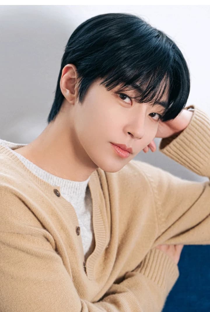 Seo-jun  thumbnail