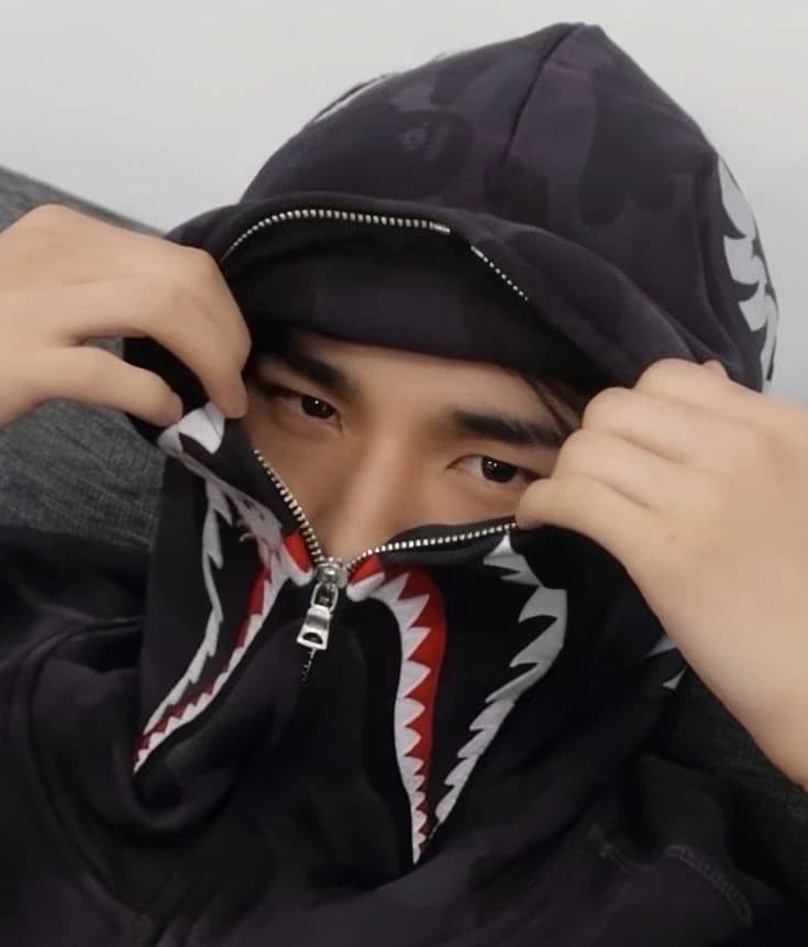 Hyunjin thumbnail