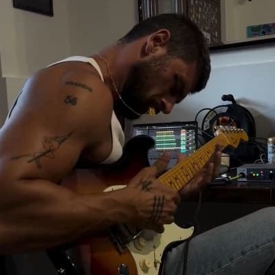 Michel Morrone thumbnail