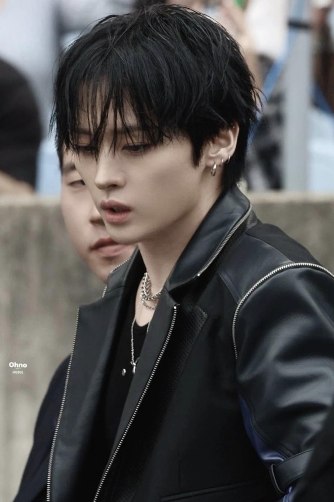 Lee know thumbnail