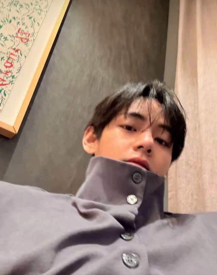 Kim taehyung thumbnail