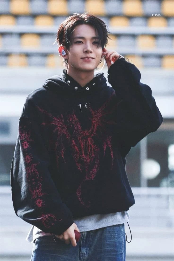 Lee Heeseung thumbnail