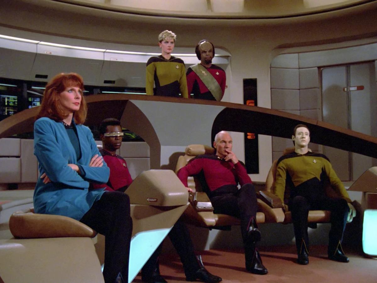 Star Trek - TNG Crew Ensemble  thumbnail