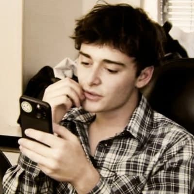 Noah Schnapp thumbnail