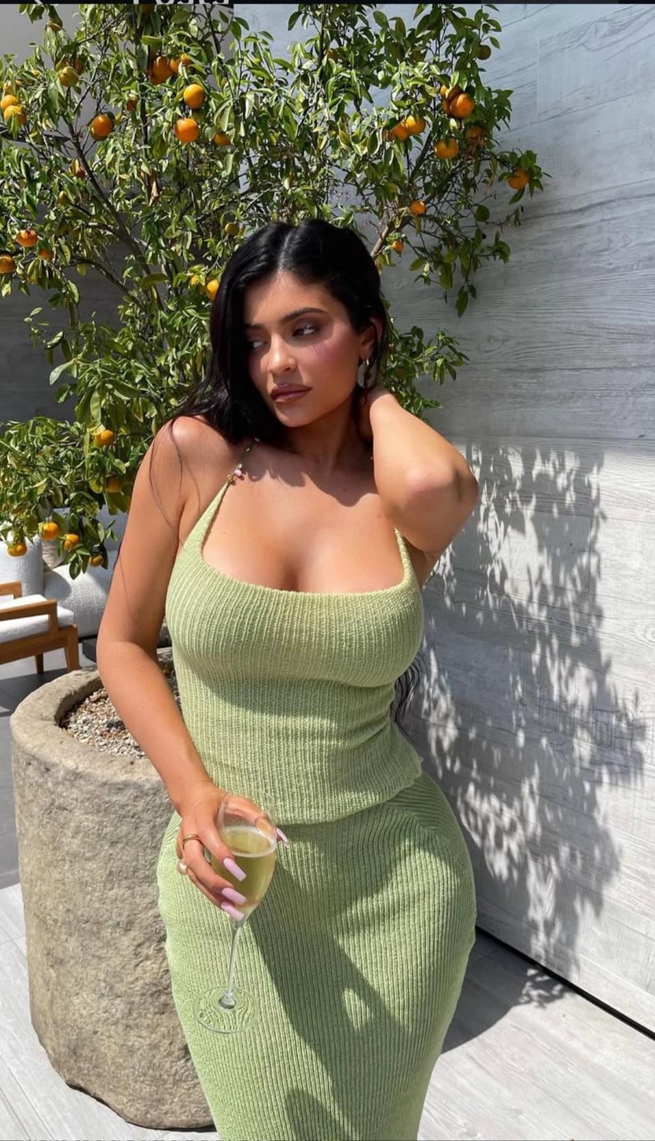 Kylie thumbnail