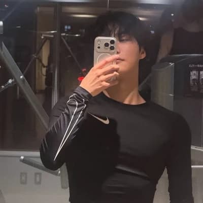 Park Seonghwa thumbnail