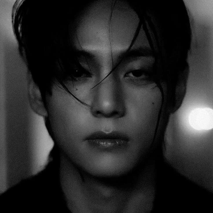 Kim Taehyung (ex) thumbnail