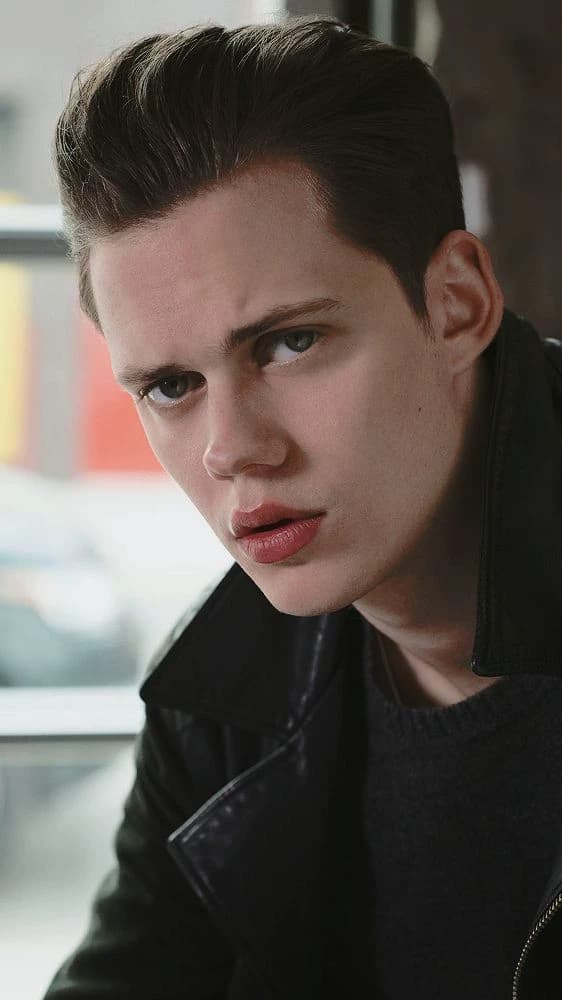 Bill Skarsgard thumbnail
