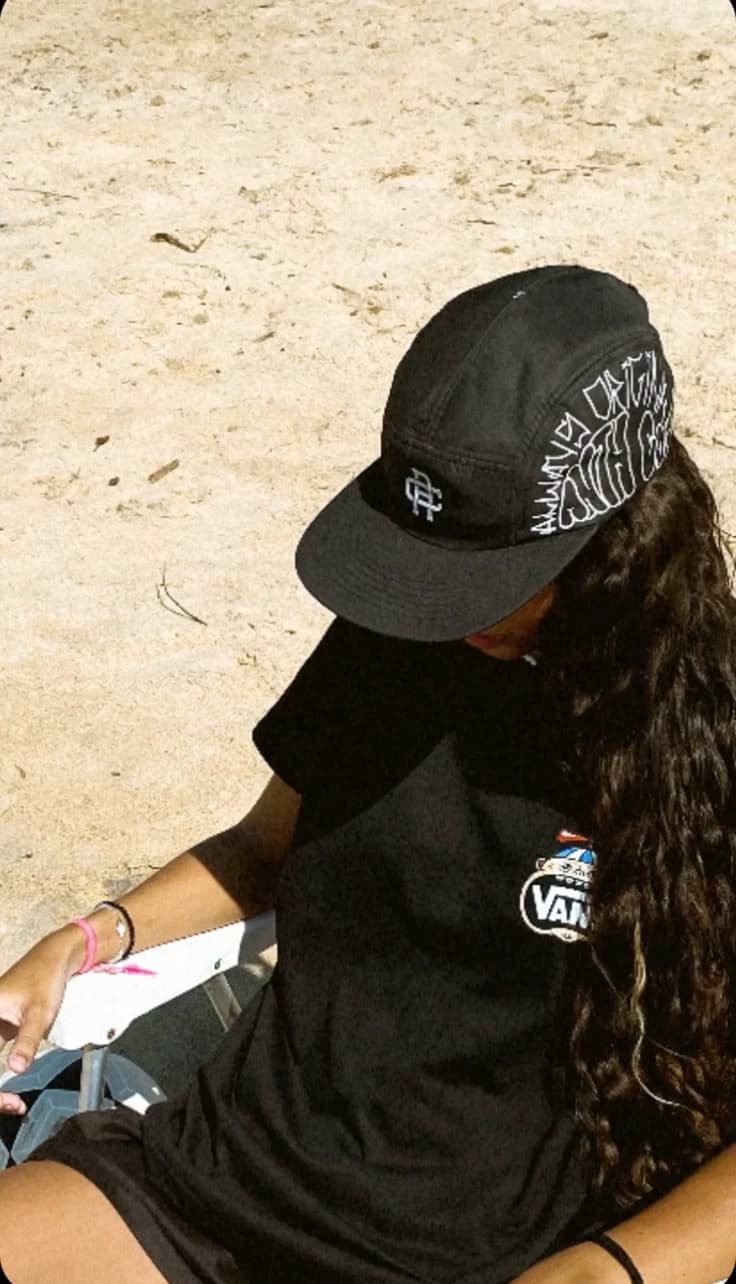 Lia Alves thumbnail