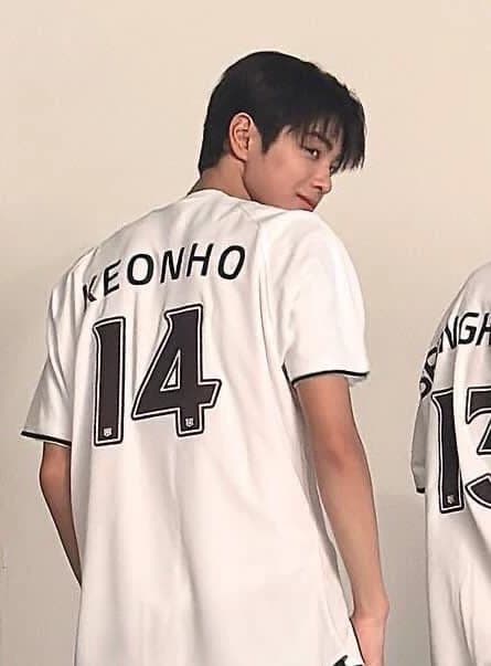 Your best friend Keonho thumbnail