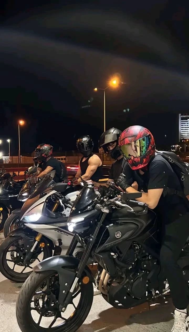 " Moonline Riders " thumbnail