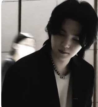 yoongi  thumbnail