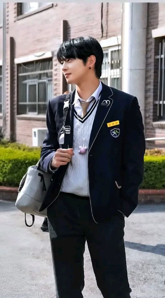 Cha eunwoo thumbnail
