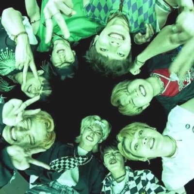 Stray Kids thumbnail