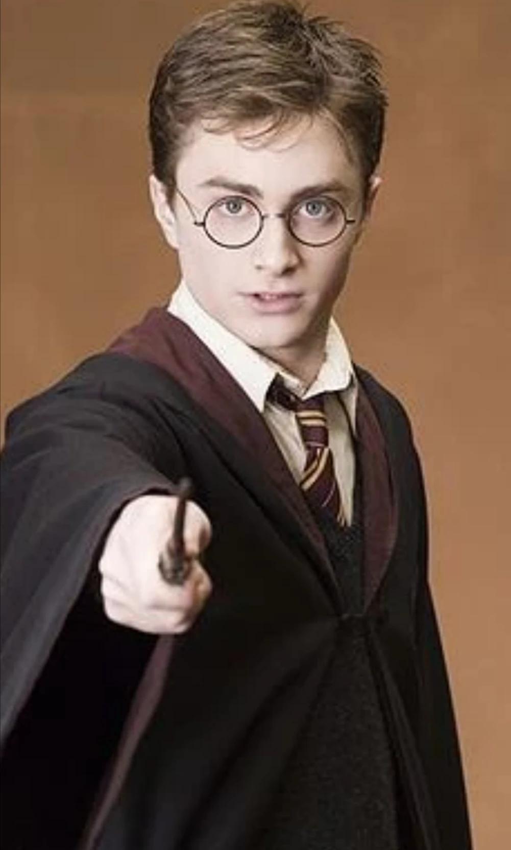 Harry potter group chat thumbnail