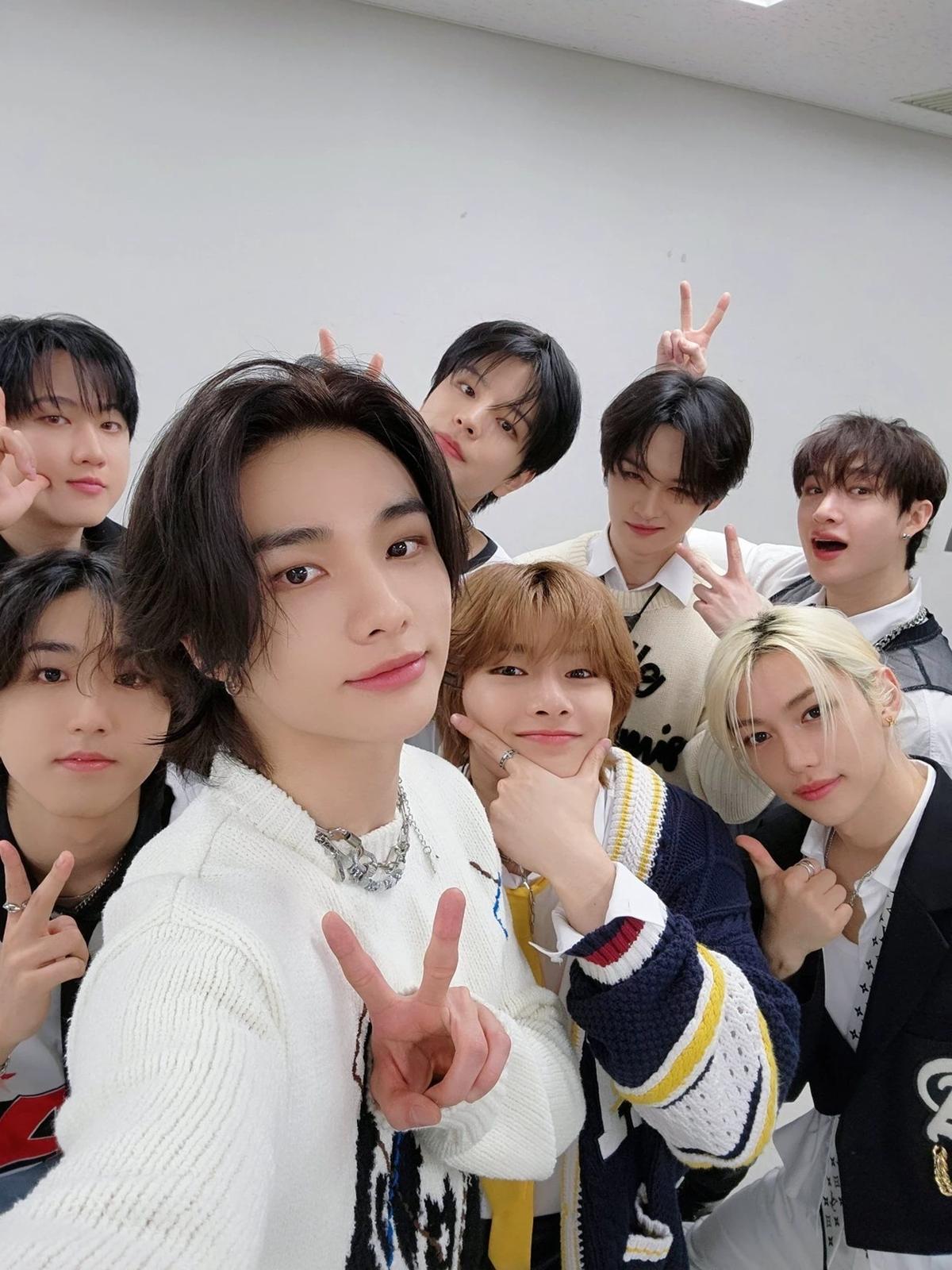 Skz thumbnail