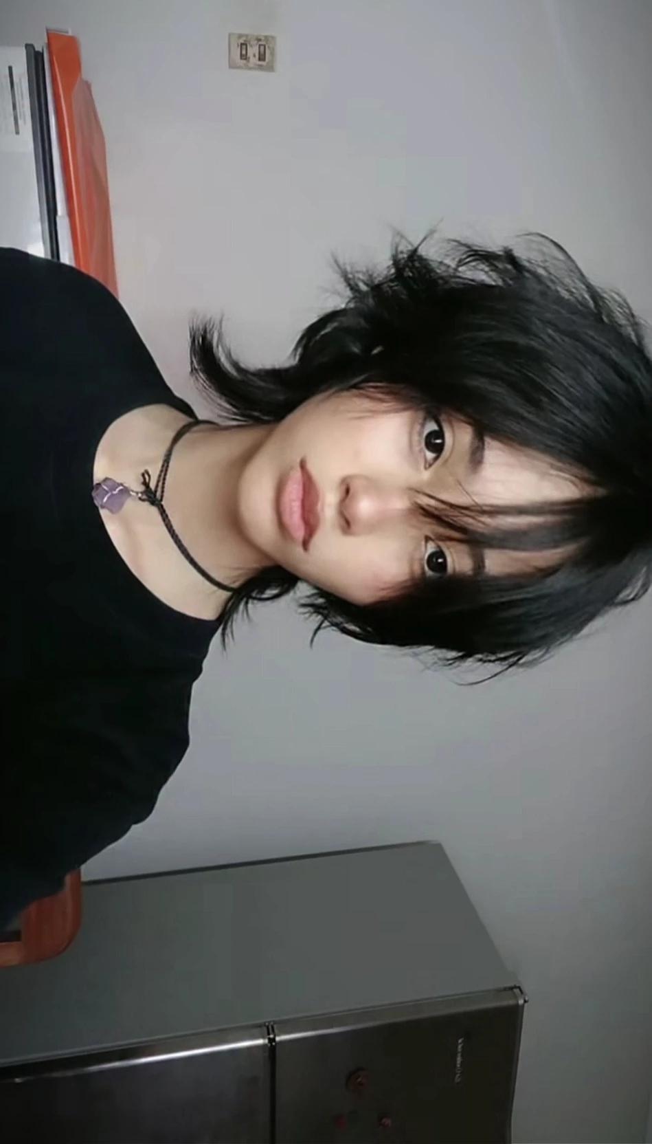 Ana-Femboy thumbnail