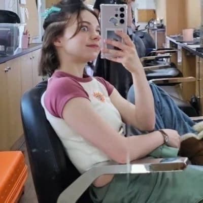 Emma Myers thumbnail