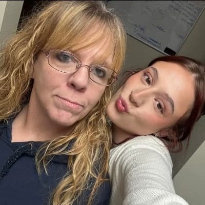 Mailie and Makayla thumbnail