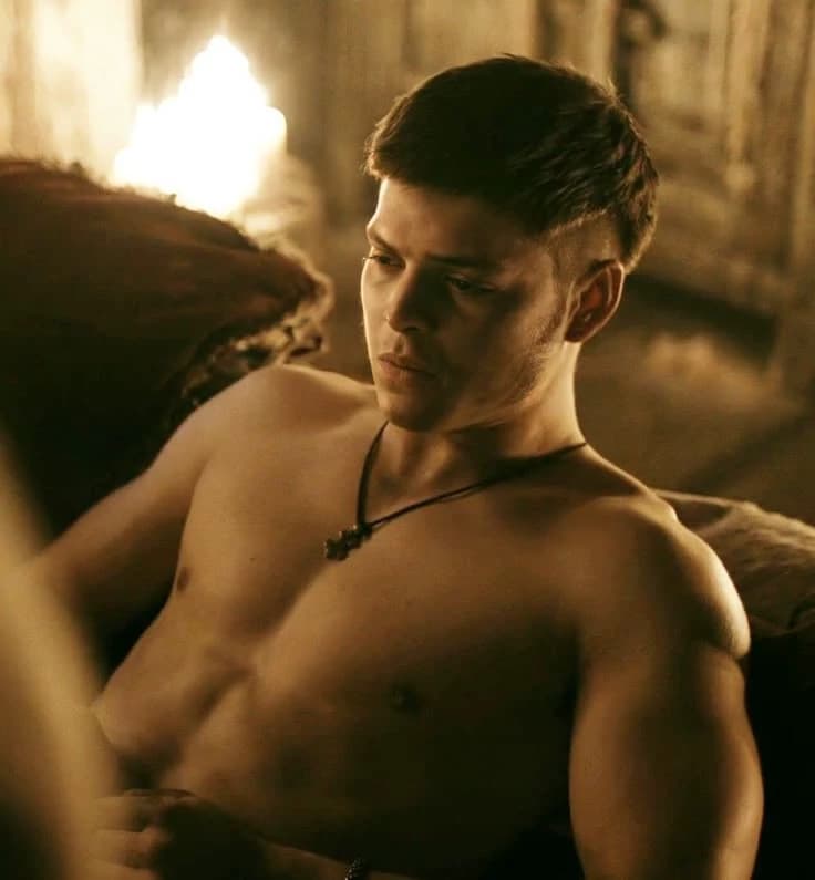 Ivar the Boneless thumbnail